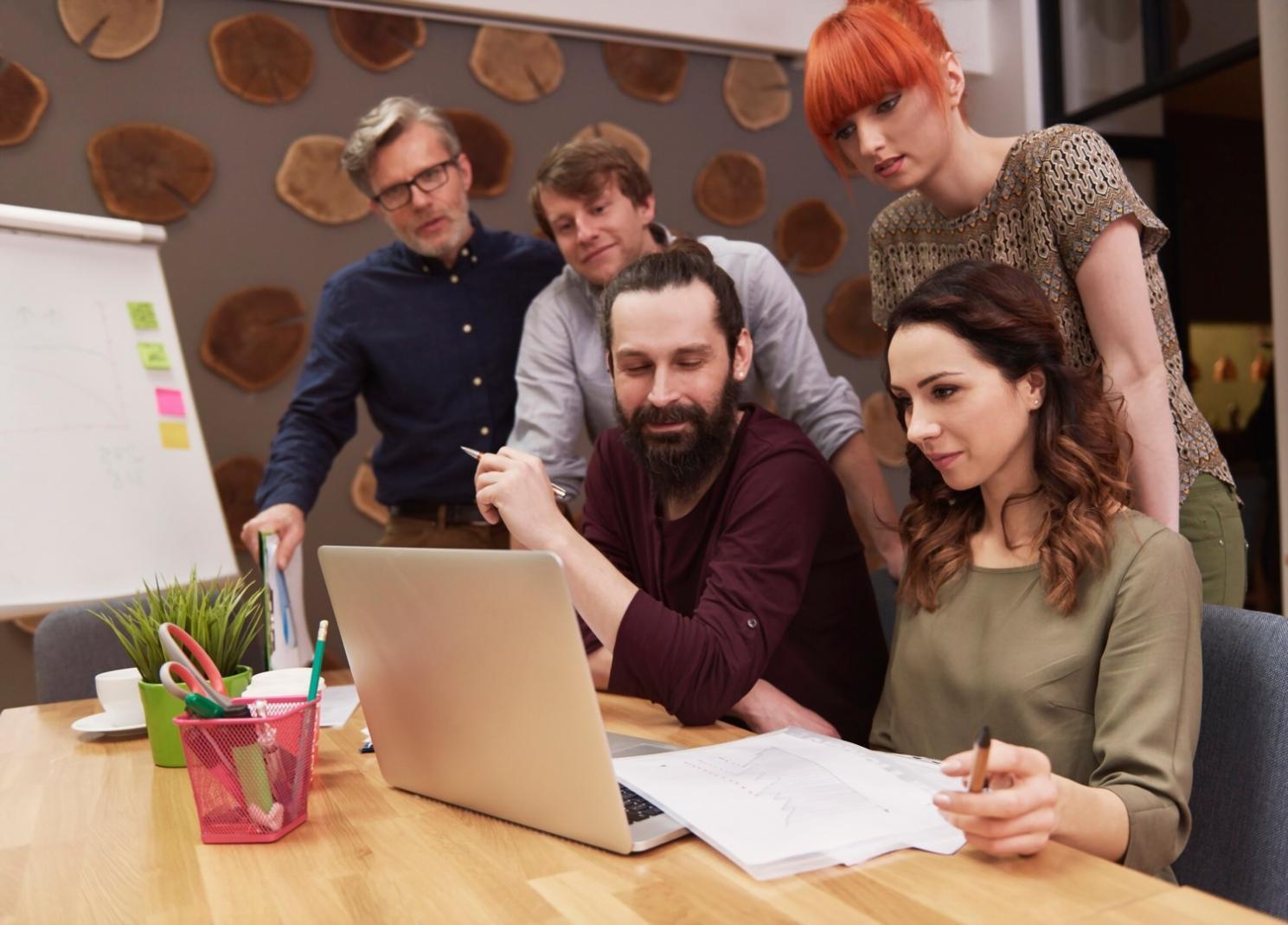 Proceso de aprendizaje financiero aplicado al sector creativo